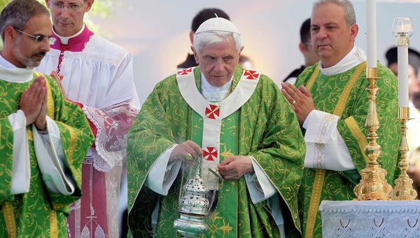 Папа Римский провел мессу  в Бейруте