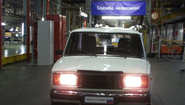 Автомобиль Lada классического семейства