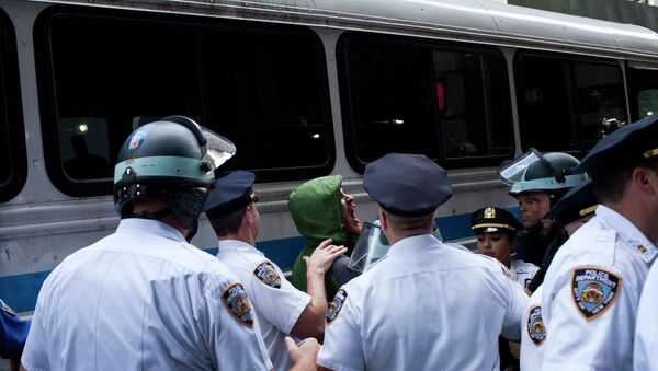 В Нью-Йорке арестованы участники движения Захвати Уолл-стрит