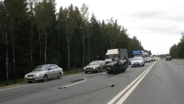 Авария привела к огромной пробке на Киевском шоссе под Москвой