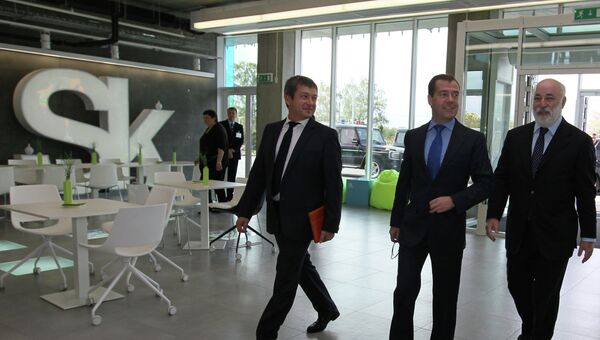 Д.Медведев посетил первое здание инноцентра Сколково