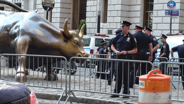 В Нью-Йорке задержано около 200 участников акции Захвати Уолл-Стрит