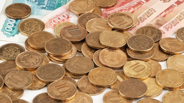 Курс рубля упадет в начале дня на внешнем негативе, считают аналитики