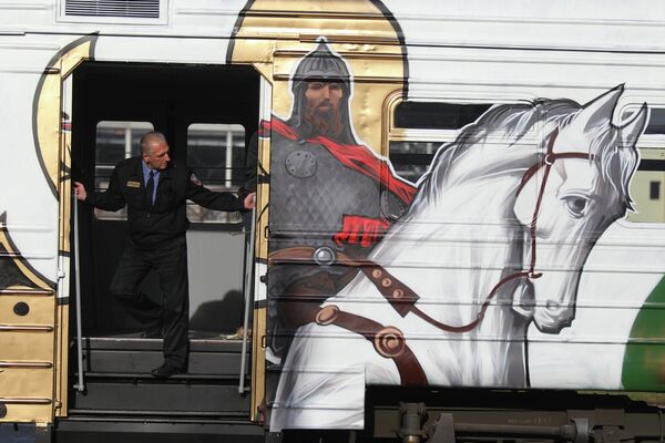 Поезд российской государственности прибыл в Великий Новгород