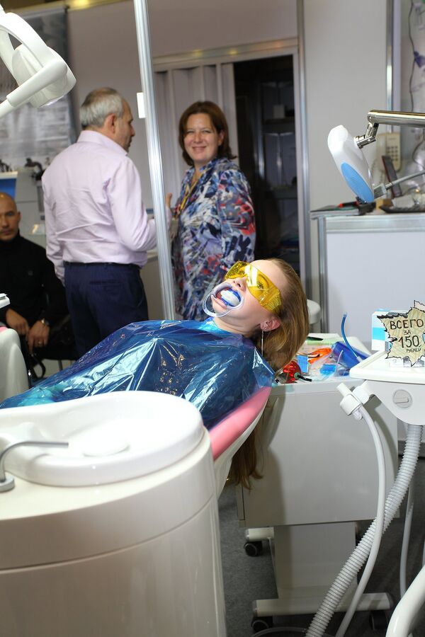 Выставка Москва стоматология зуб