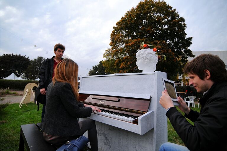 Осенний арт-шоппинг: фестиваль Seasons в московском парке Осенний арт-шоппинг: фестиваль Seasons в московском парке