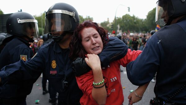 Cтолкновения полиции и демонстрантов в Мадриде