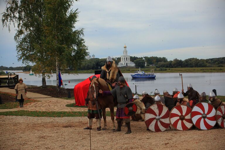 Празднование 1150-летия зарождения российской государственности в Великом Новгороде 