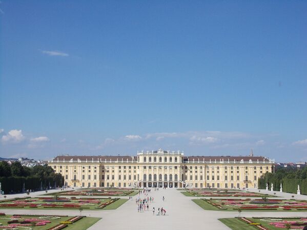 Дворец Шенбрунн служил главным образом летней резиденцией им
