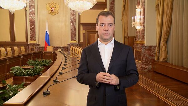 Медведев в видеоблоге объяснил, как верстался бюджет на 2013-2015 годы
