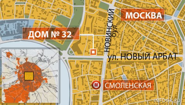 На Новом Арбате в центре Москвы горит недостроенное здание