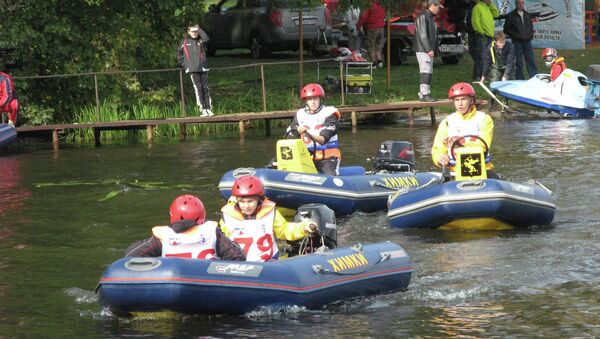 Соревнования по водно-моторному спорту в Ногинске