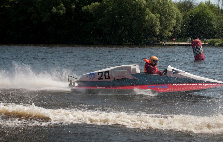 Соревнования по водно-моторному спорту в Ногинске