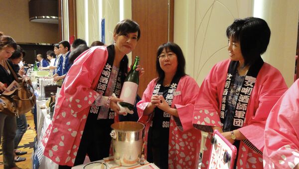 Отряд женщин-сомелье и первое, сделанное ими саке