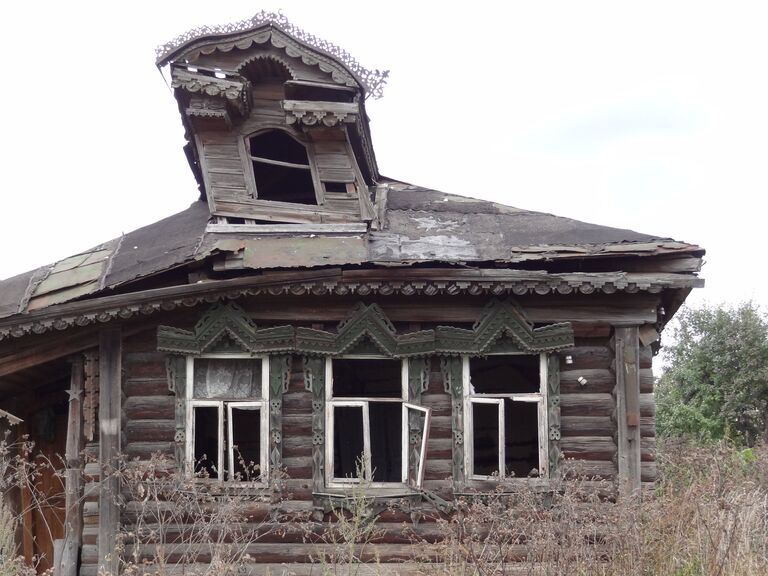 Купить резные наличники в Москве, изделия из дерева на заказ, цены в мастерской «Резное Дело»