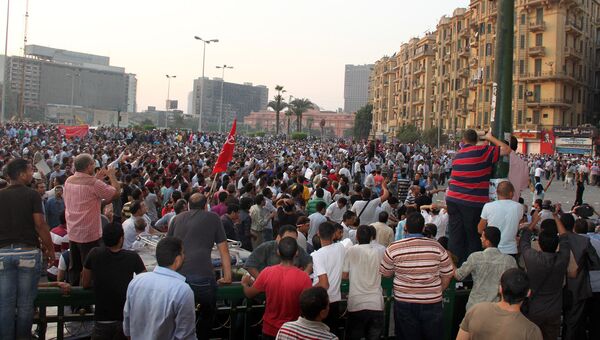 Столкновения сторонников и противников главы Египта в центре Каира