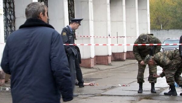 Полиция оцепила место взрыва гранаты в Хабаровске, где погиб мужчина