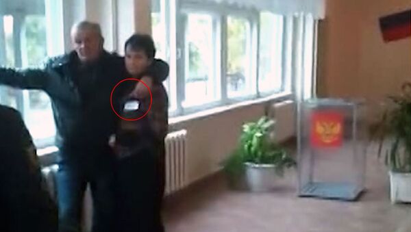 Мужчина угрожал ножом сотрудницам избирательной комиссии в Саратове