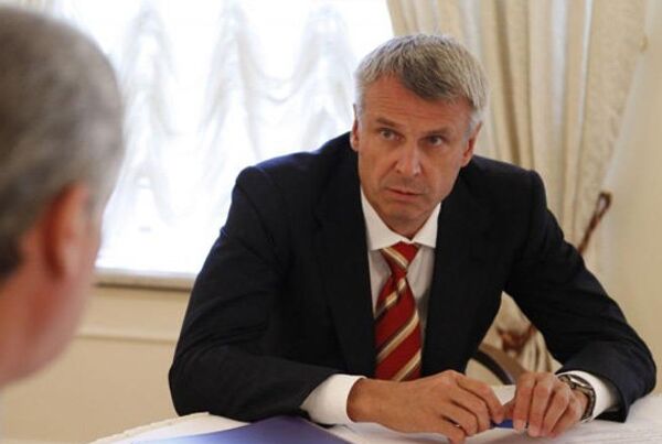 Член партии Единая Россия, новый мэр Нижнего Тагила Сергей Носов