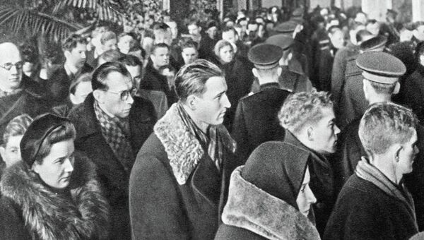 Жители Москвы в 1953 году