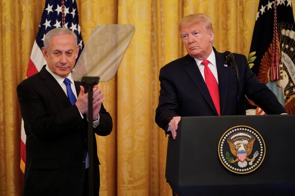 Президент США Дональд Трамп и премьер-министр Израиля Биньямин Нетаньяху во время совместной пресс-конференции в Вашингтоне Президент США Дональд Трамп и премьер-министр Израиля Биньямин Нетаньяху во время совместной пресс-конференции в Вашингтоне