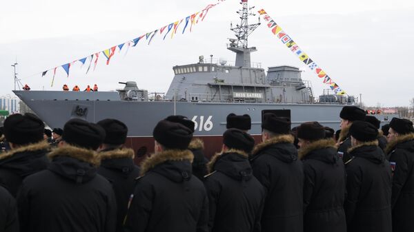 Церемония спуска на воду новейшего корабля противоминной обороны нового поколения проекта 12700 Яков Баляев