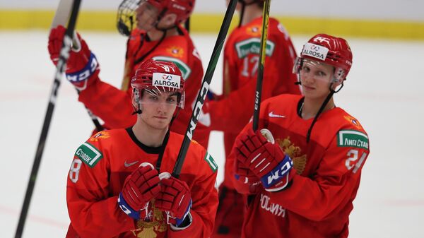 Игроки молодежной сборной России Иван Морозов и Никита Александров