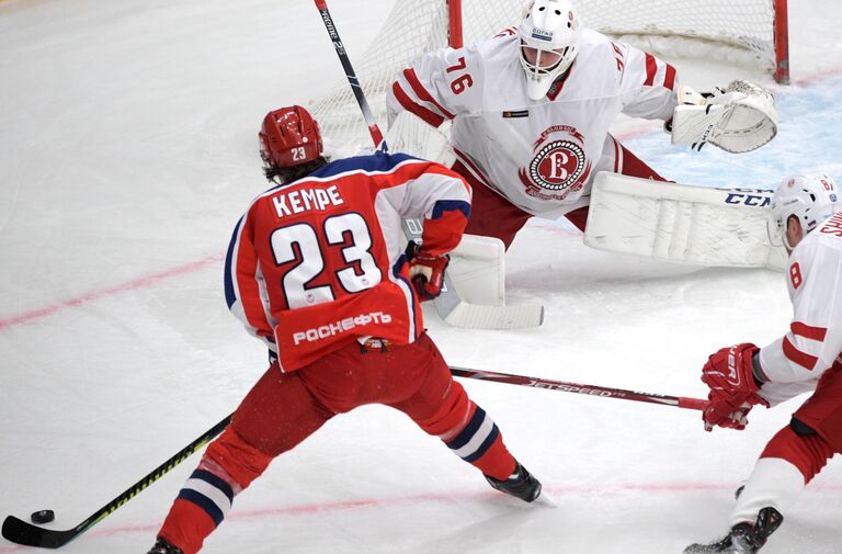 Игрок ПХК ЦСКА Марио Кемпе