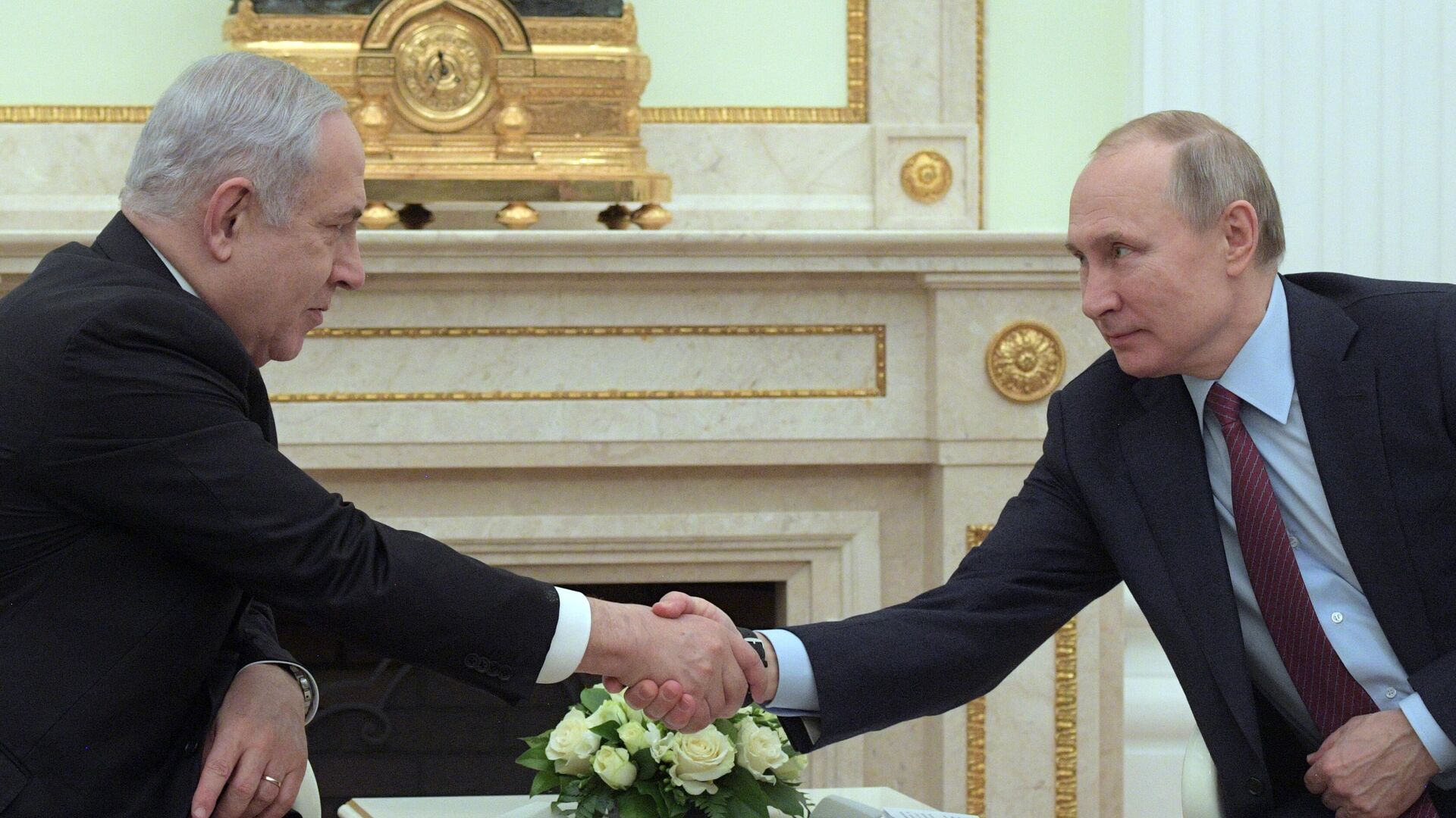 Президент РФ Владимир Путин и премьер-министр Израиля Биньямин Нетаньяху во время встречи - РИА Новости, 1920, 05.02.2023