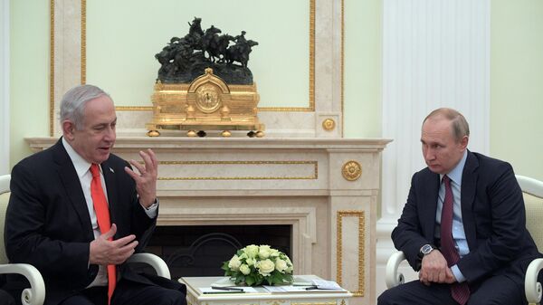 Президент РФ Владимир Путин и премьер-министр Израиля Биньямин Нетаньяху во время встречи