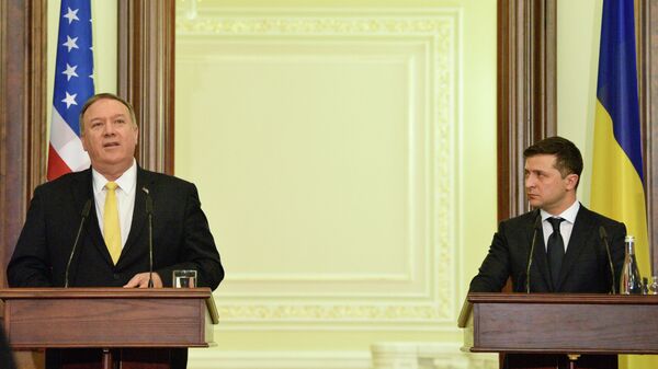 Госсекретарь США Майк Помпео и президент Украины Владимир Зеленский на пресс-конференции по итогам встречи в Киеве