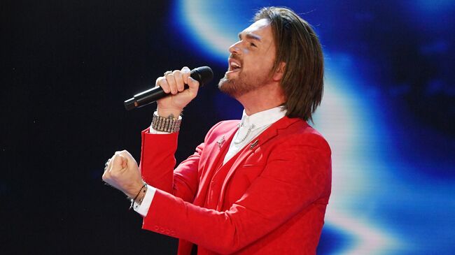 Певец Александр Панайотов