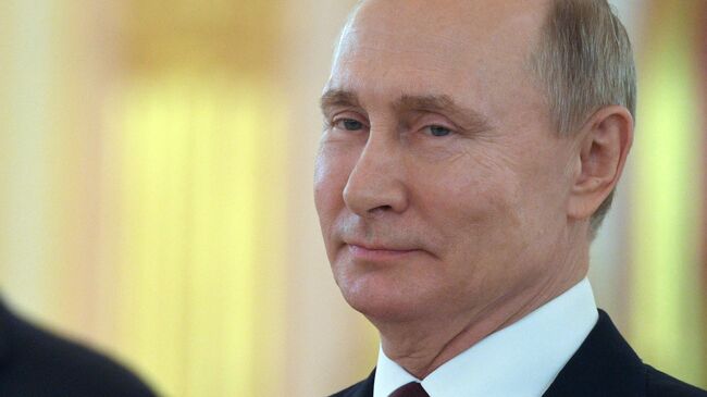 Президент РФ Владимир Путин на церемонии вручения верительных грамот вновь прибывших послов иностранных государств
