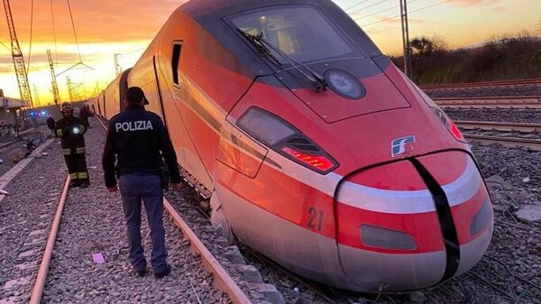 В Италии сошел с рельсов скоростной поезд Frecciarossa