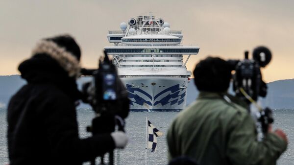 Круизное судно Diamond Princess в Йокогаме. 6 февраля 2020