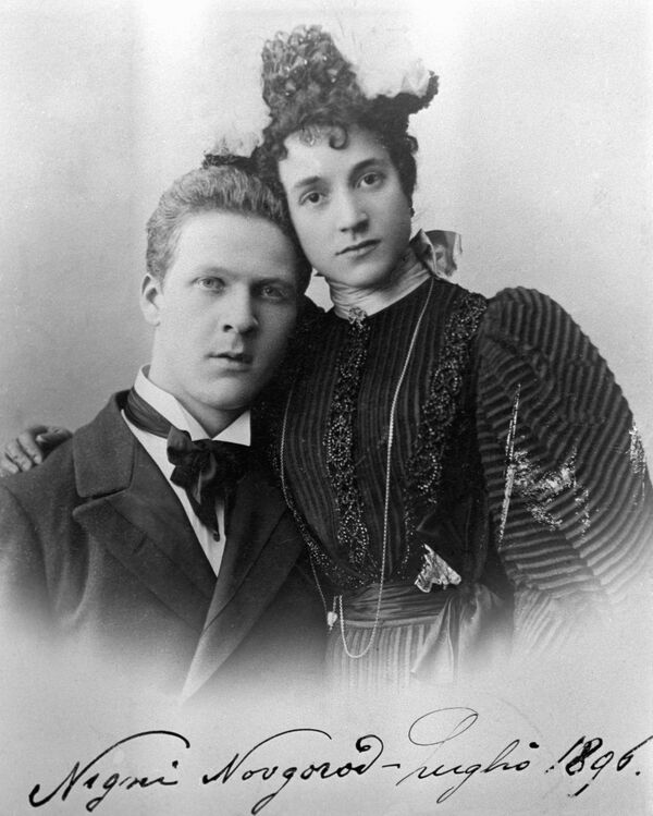 Певец Фёдор Шаляпин и его первая супруга, итальянская балерина Иола Торнаги