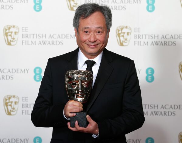 Тайваньский кинорежиссёр и продюсер Анг Ли на церемонии вручения премии BAFTA