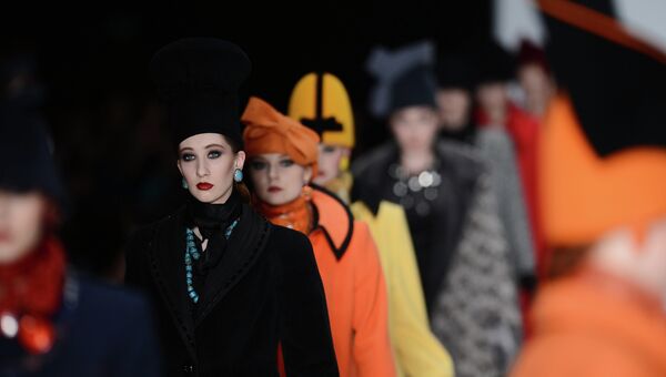Коллекция Славы Зайцева в рамках 2013 Mercedes-Benz Fashion Week Russia