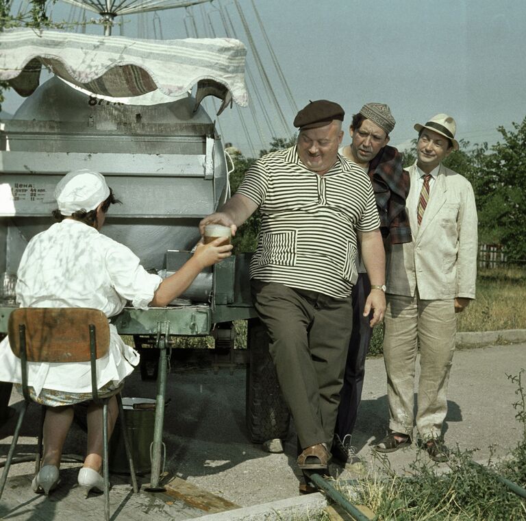 Кадр из фильма Кавказская пленница