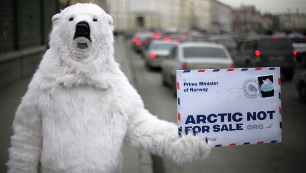 Акция Greenpeace в Санкт-Петербурге
