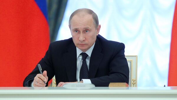 Владимир Путин в Кремле на совещании о ходе выполнения указов президента РФ