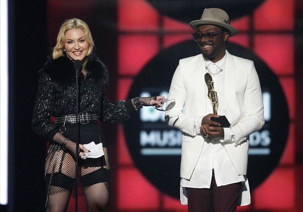 Певица Мадонна на церемонии вручения наград журнала Billboard