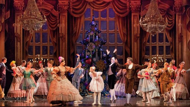 Сцена из балета Щелкунчик