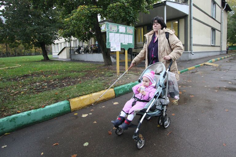 Жизнь семьи москвичей с нарушениями зрения