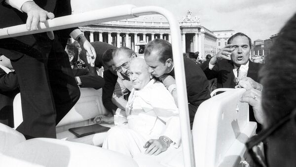 Папа Римский Иоанн Павел II в день покушения
