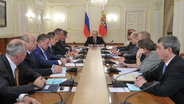 В.Путин провел заседание Комиссии по военному сотрудничеству