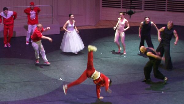 Звезды русского балета танцевали с брейкдансерами под музыку Queen