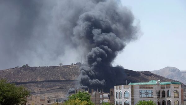 Взрыв на складе боеприпасов на одной из баз в столице Йемена