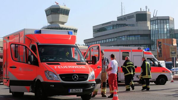 Более 50 человек отравились парами моющих средств в аэропорту Берлина