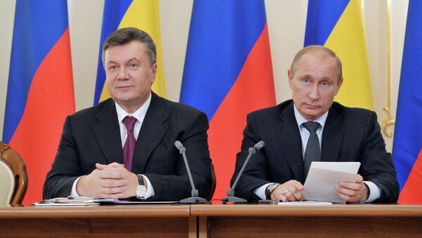 Встреча Владимира Путина с Виктором Януковичем в Ново-Огарево. Архив
